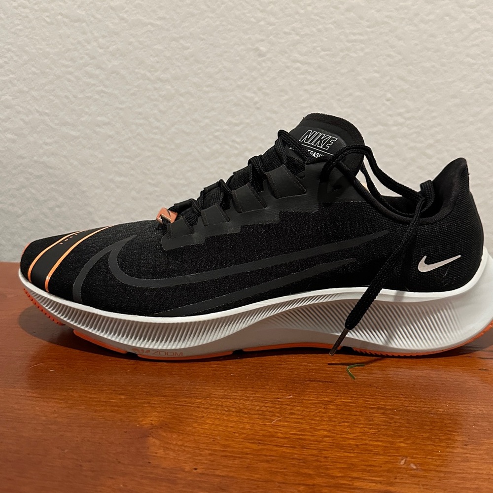 Nike Air Zoom Pegasus 37 ‘ Fast City’ size 9.5 - Picture 2 of 11